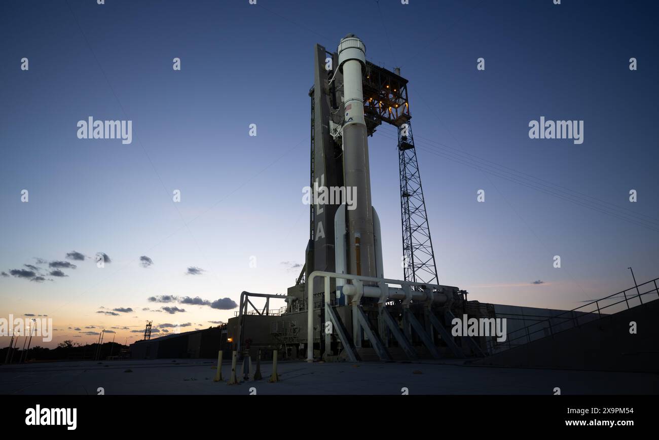 Cape Canaveral, United States of America. 31 May, 2024. The Boeing CST-100 Starliner spacecraft on top of the ULA Atlas V rocket at sunset as it prepares for launch day from Space Launch Complex-41 at the Kennedy Space Center, May 31, 2024, in Cape Canaveral, Florida. The Starliner first manned Crew Flight Test has suffered a series of delays and is expected to launch on June 1st. Credit: Joel Kowsky/NASA Photo/Alamy Live News Stock Photo