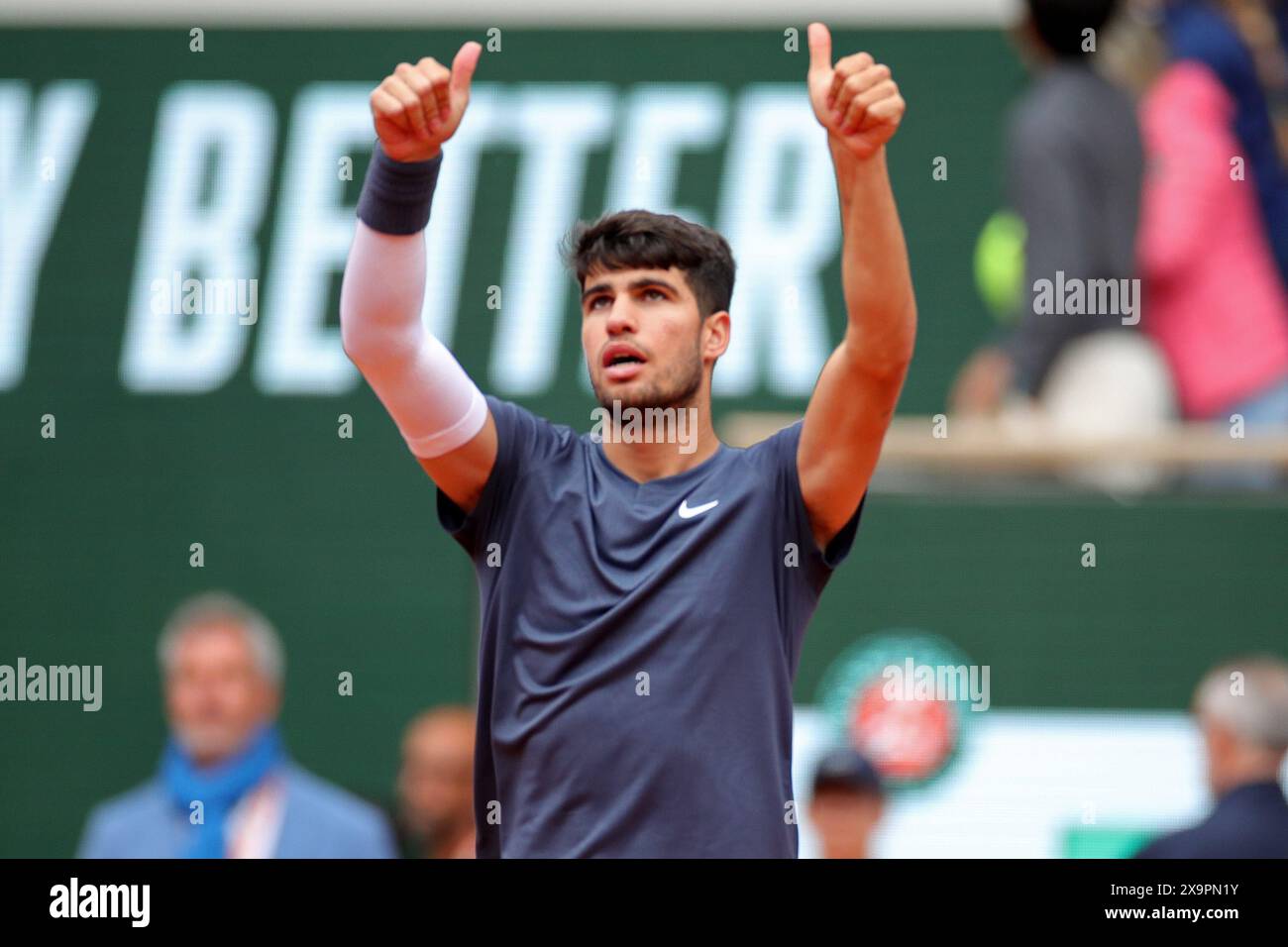 Roland Garros, Paris, France. 2nd June, 2024. 2024 French Open Tennis tournament, Day 8; Carlos Alcaraz shows his appreciation to the crowd after his win against Felix Auger-Aliassime Credit: Action Plus Sports/Alamy Live News Stock Photo