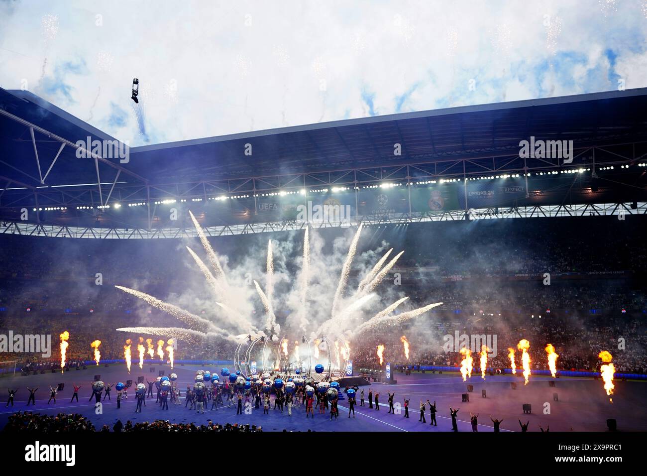 Lenny Kravitz performs ahead of the UEFA Champions League final at