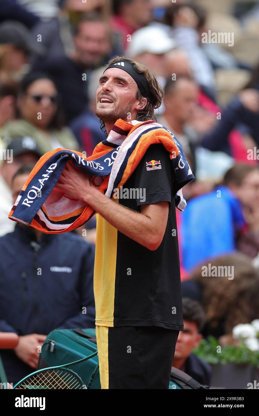 Roland Garros, Paris, France. 2nd June, 2024. 2024 French Open Tennis tournament, Day 8; Stefano Tsitsipas during his third round match against Matteo Arnaldi Credit: Action Plus Sports/Alamy Live News Stock Photo