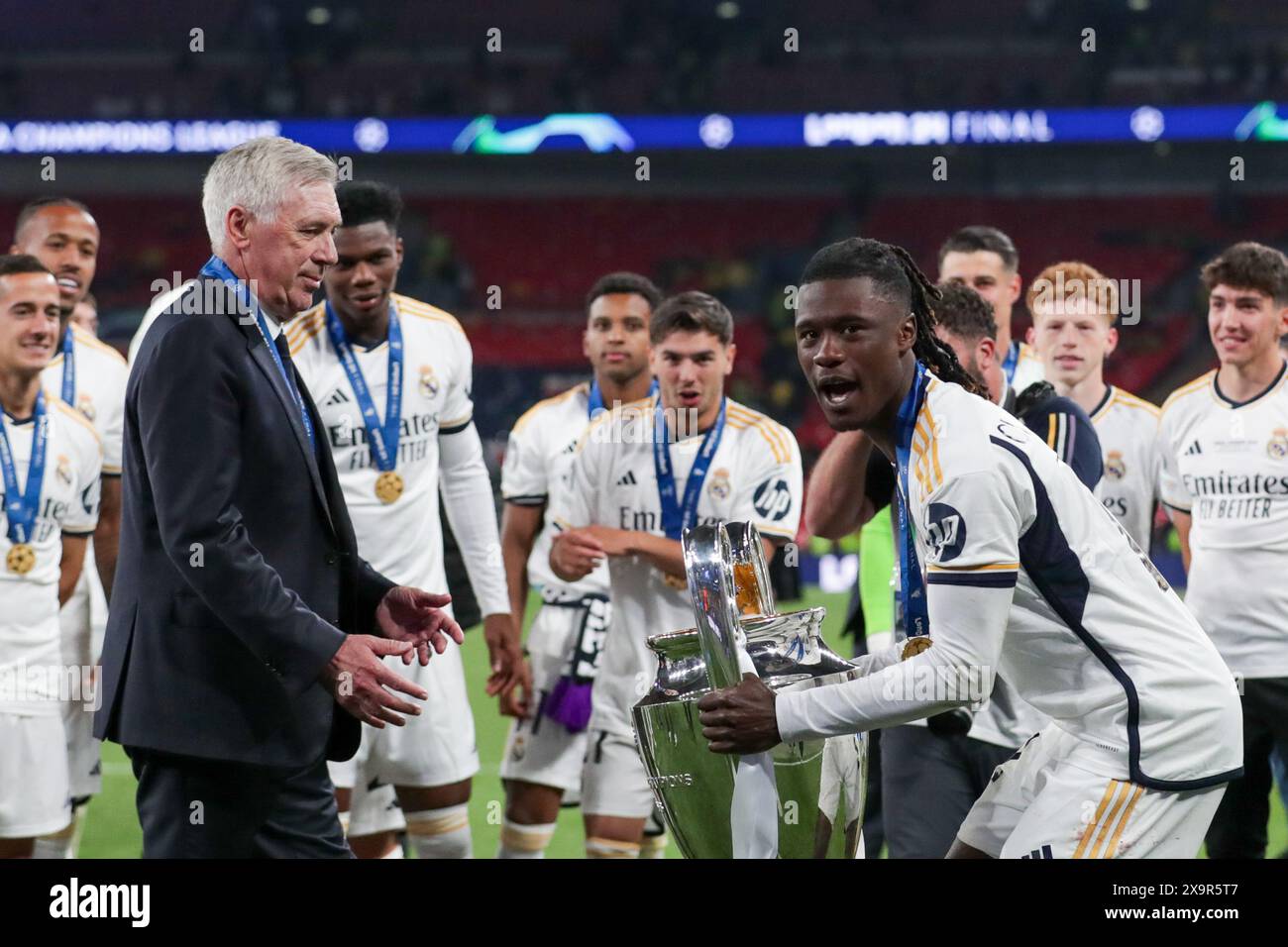 London, UK. 01st June, 2024. Players of Real Madrid celebrate with a ...