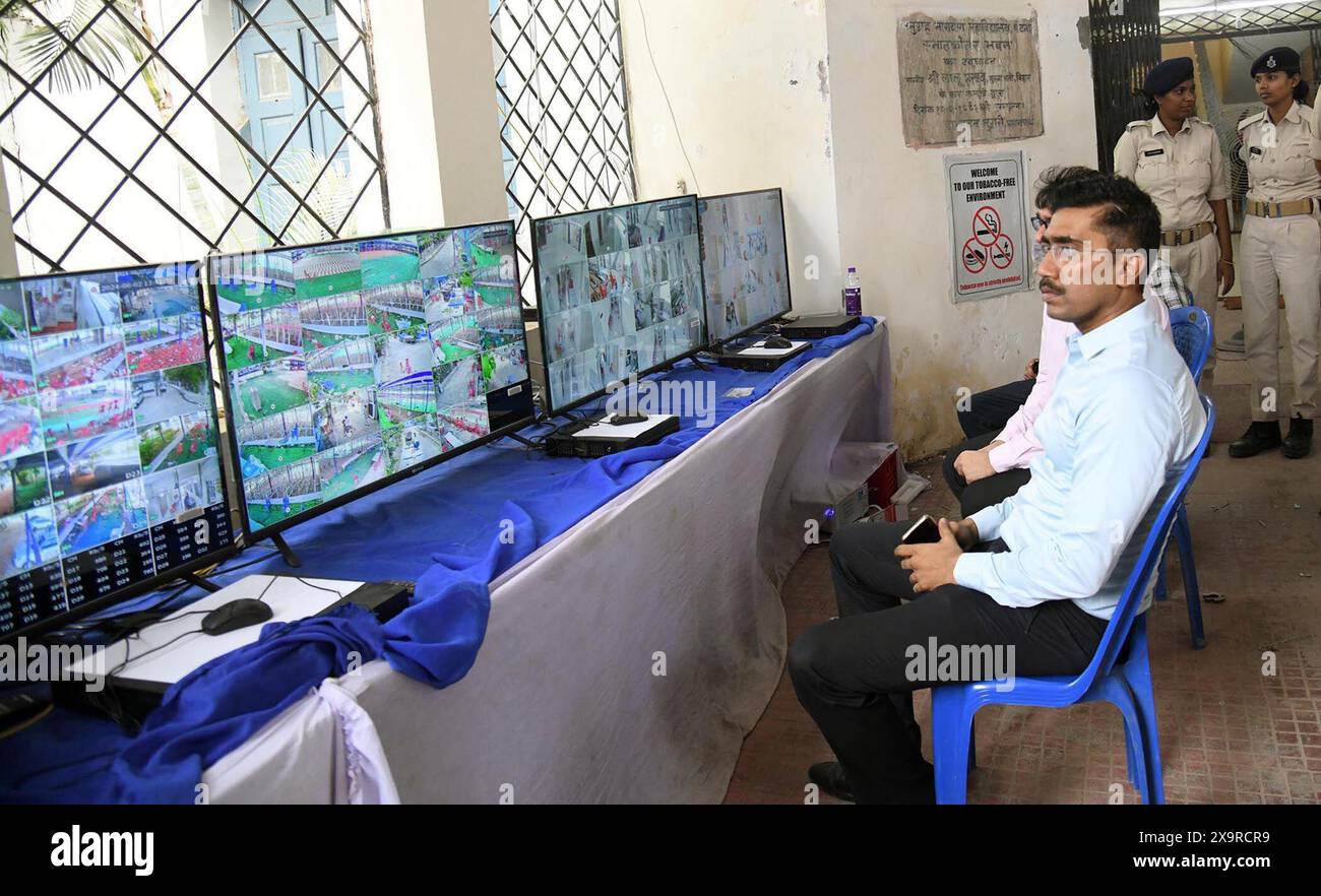 Patna, India. 02nd June, 2024. PATNA, INDIA - JUNE 2: Patna District Magistrate Shirshat Kapil Ashok watching CCTV footage to monitoring strong room where Electronic Voting Machines (EVMs) kept after the seventh and last phase of Lok Sabha election at A.N. College on June 2, 2024 in Patna, India. (Photo by Santosh Kumar/Hindustan Times/Sipa USA ) Credit: Sipa USA/Alamy Live News Stock Photo
