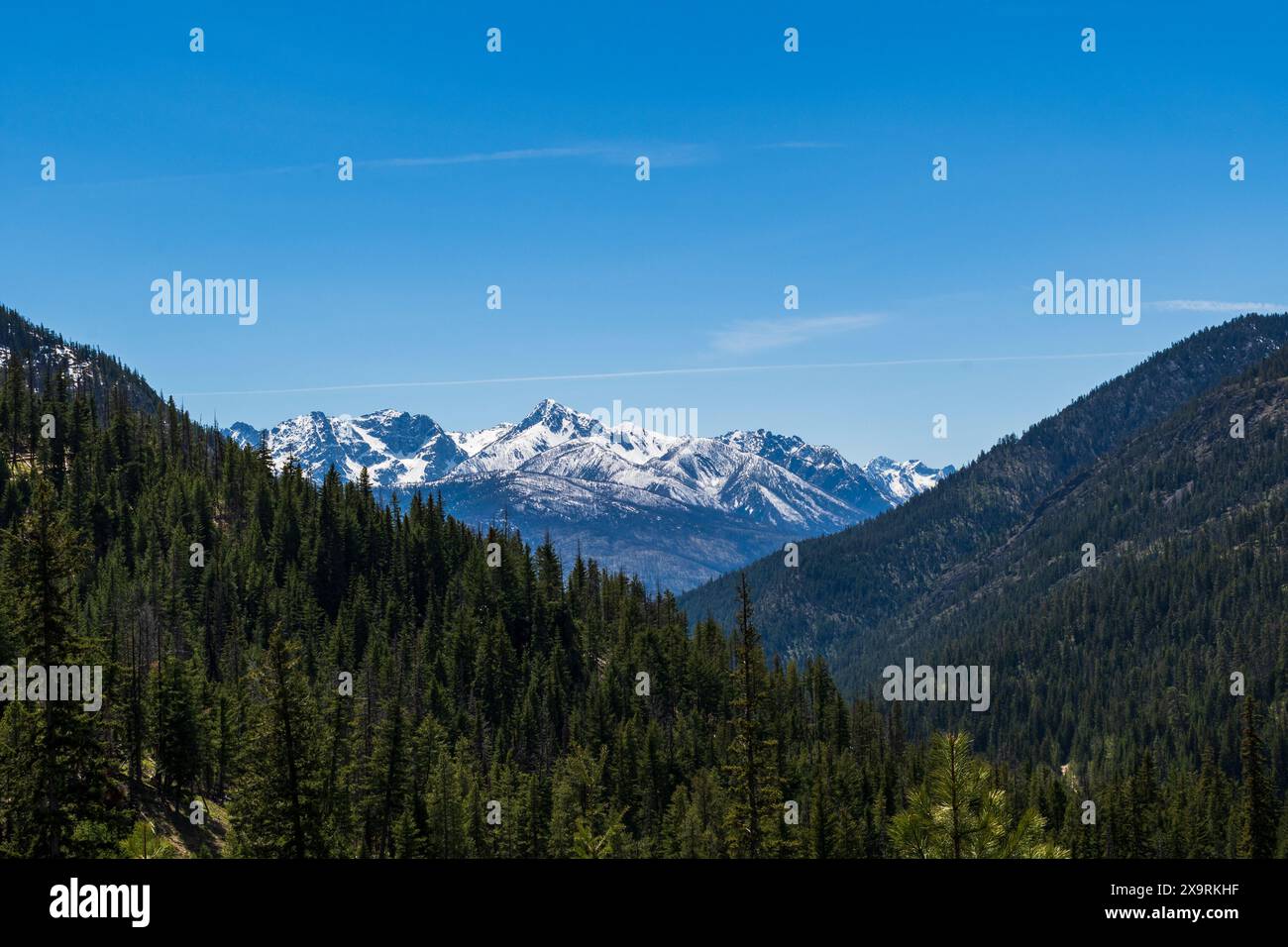 The cascades snow hi-res stock photography and images - Alamy