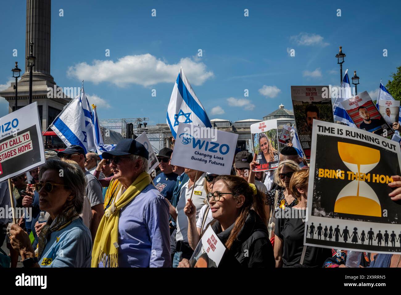 'Time is running out' placard, Bring Them Home, a demonstration and rally for the release of Israeli hostages held by Hamas since October 7 pogrom, Lo Stock Photo