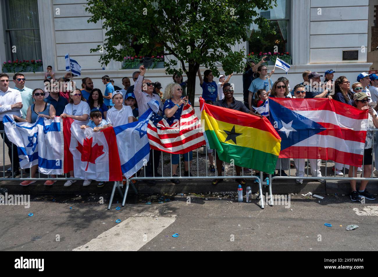 NEW YORK NEW YORK JUNE 02: Spectators with flags from multiple