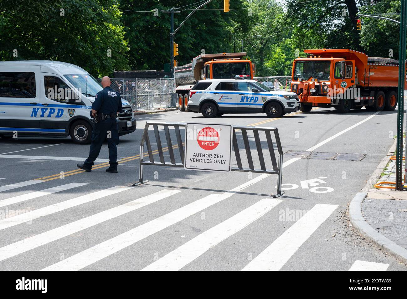NEW YORK, NEW YORK - JUNE 2: NYPD officers patrol in front of police ...