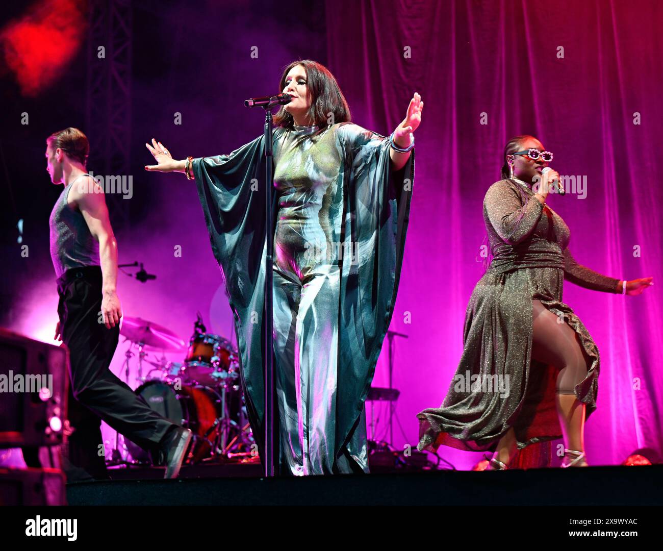 Brockwell Park, London, England. 2nd June 2024 Jessie Ware performs at the Mighty Hoopla 2024