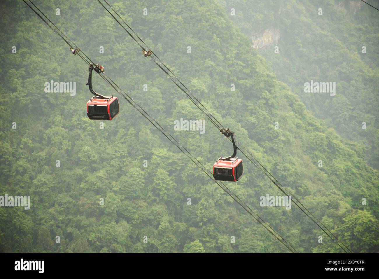 Funicular Ropeway Funicular ropeway track cliff railway hi-res stock photography and ...