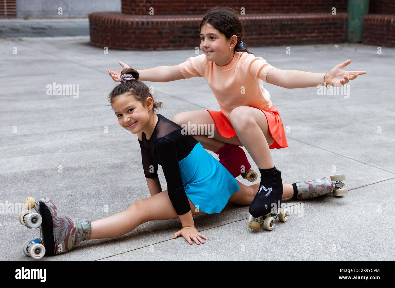 Two girls skating hi-res stock photography and images - Page 7 - Alamy