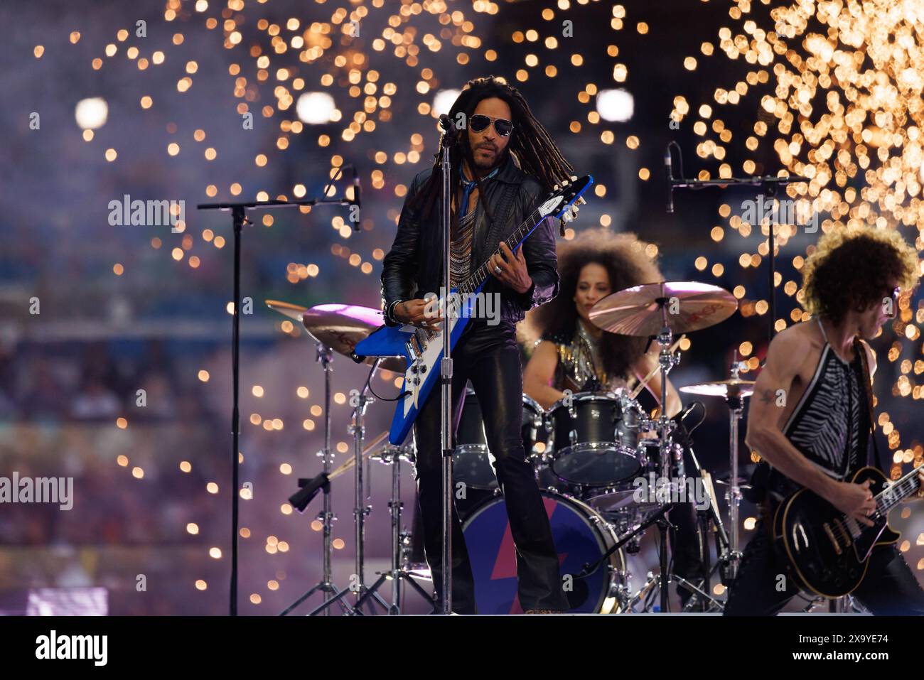 Lenny Kravitz with kickoff show during Champions League 2024 final
