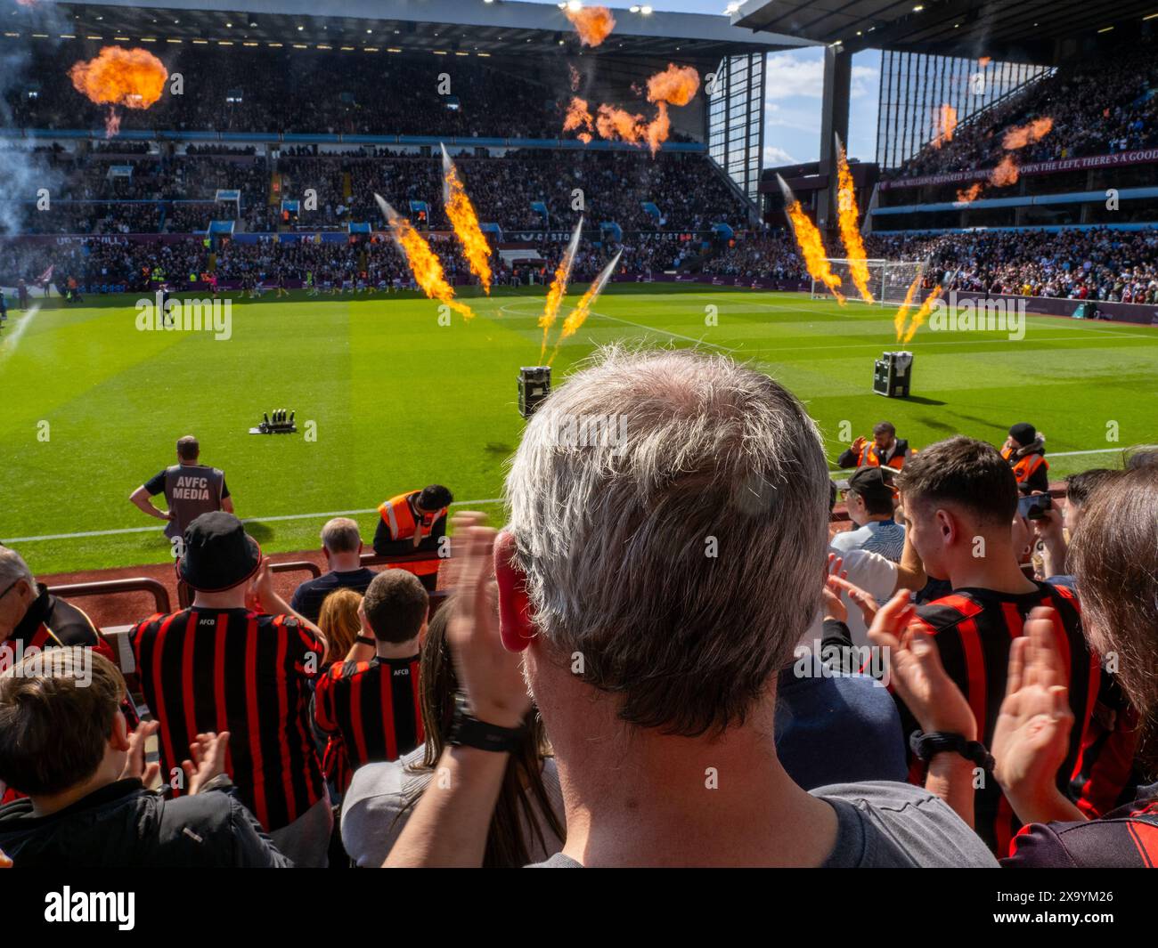 Afc bournemouth fans make hi-res stock photography and images - Alamy