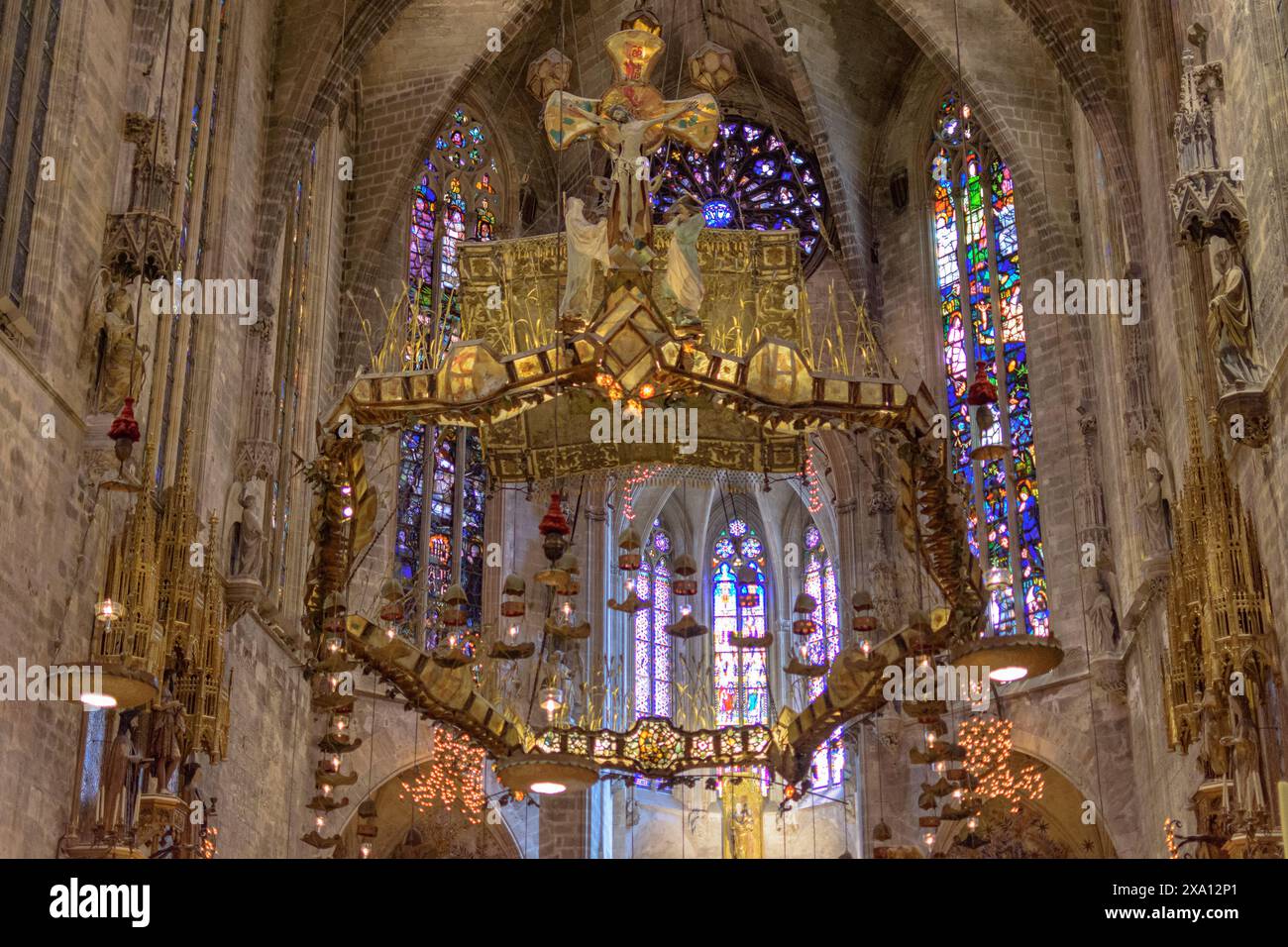Church interior stained glass hi-res stock photography and images - Alamy