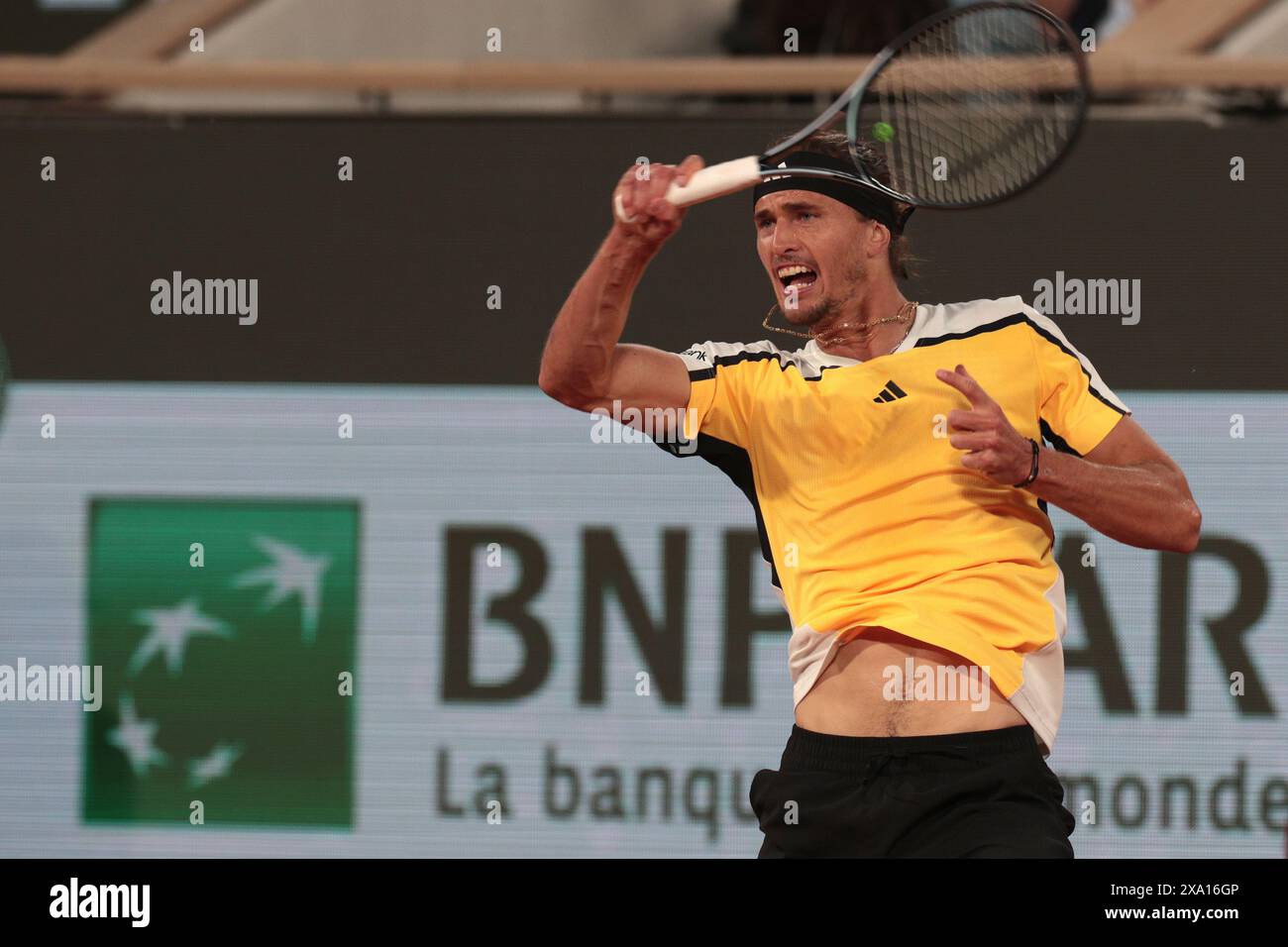 Roland Garros, Paris, France. 3rd June, 2024. 2024 French Open Tennis tournament, Day 9; Alexander Zverev during his match against Holger Rune (den) Credit: Action Plus Sports/Alamy Live News Stock Photo