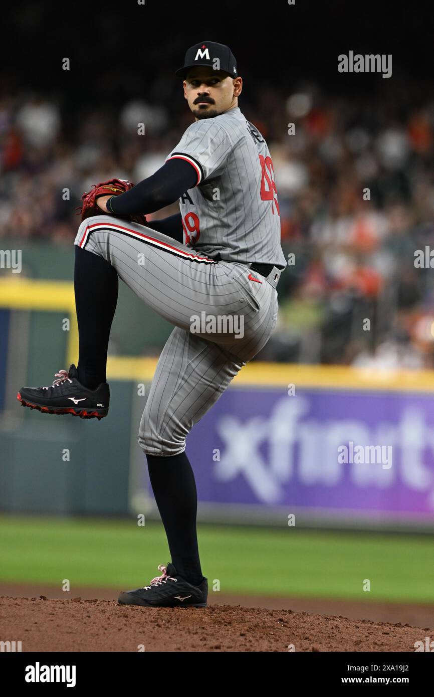 Minnesota Twins pitcher Pablo L—pez (49) in the bottom of the third ...