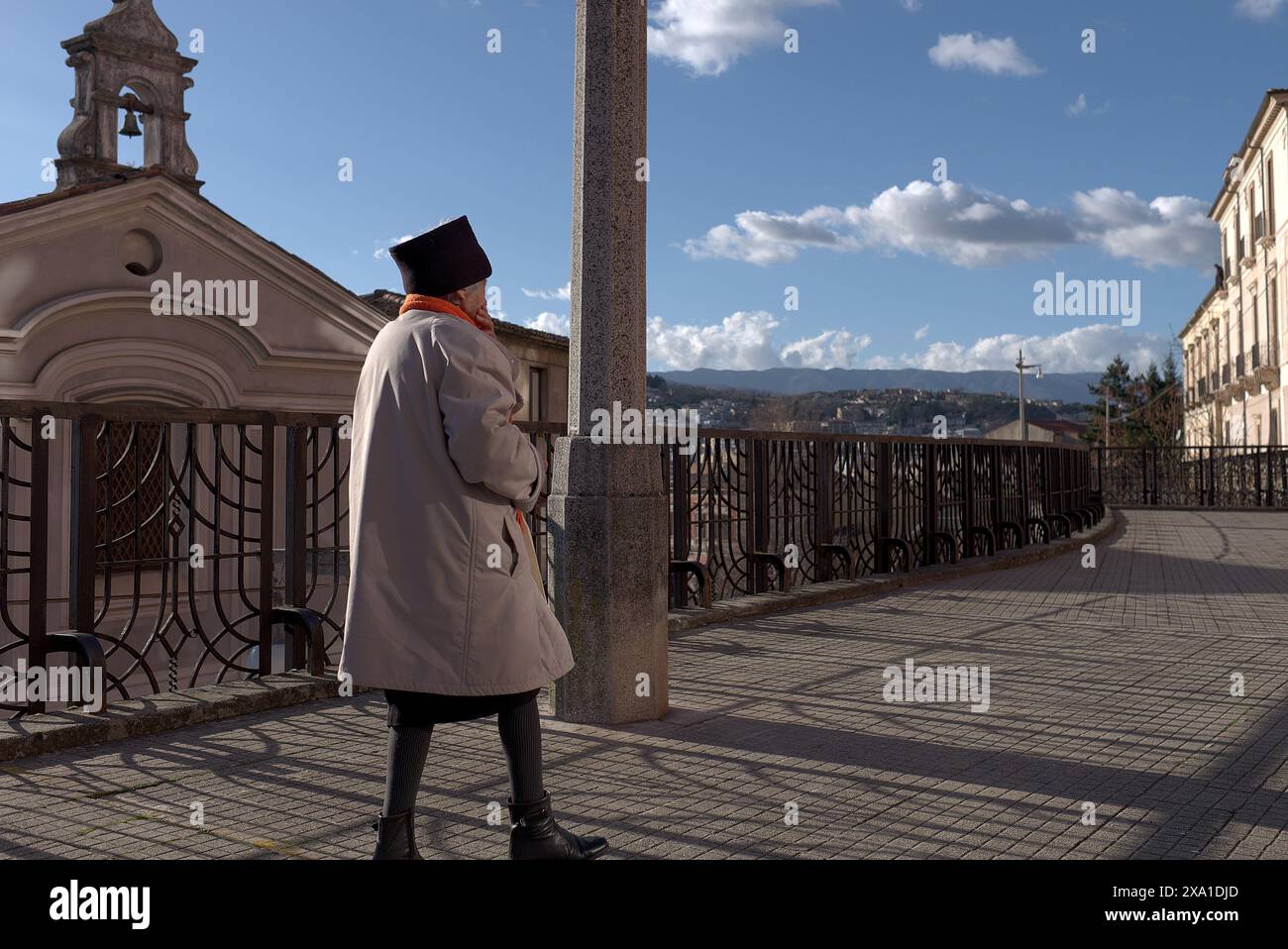 Businesswoman in stylish coat hi-res stock photography and images - Alamy