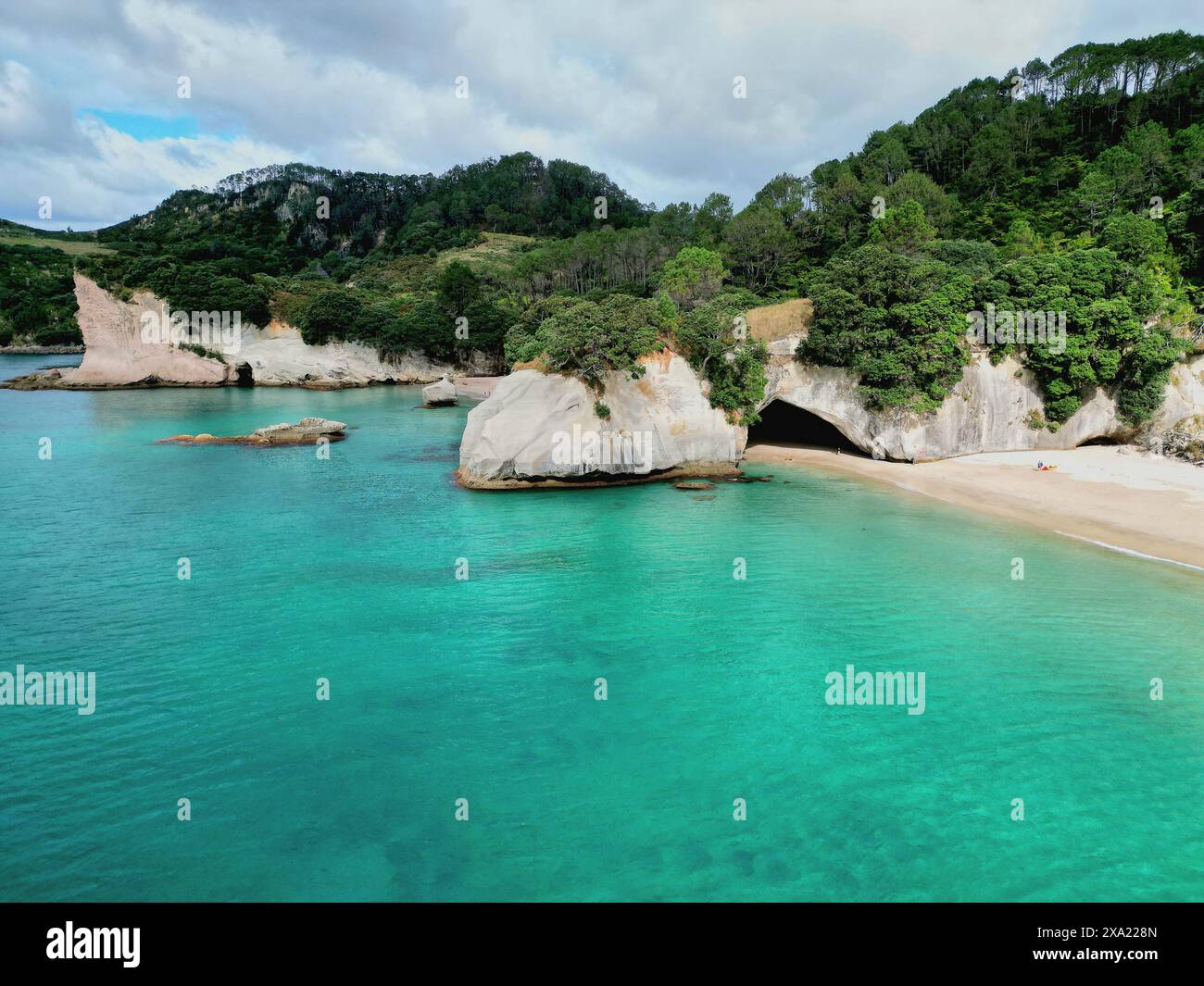 Aerial view natural island lush hi-res stock photography and images - Alamy