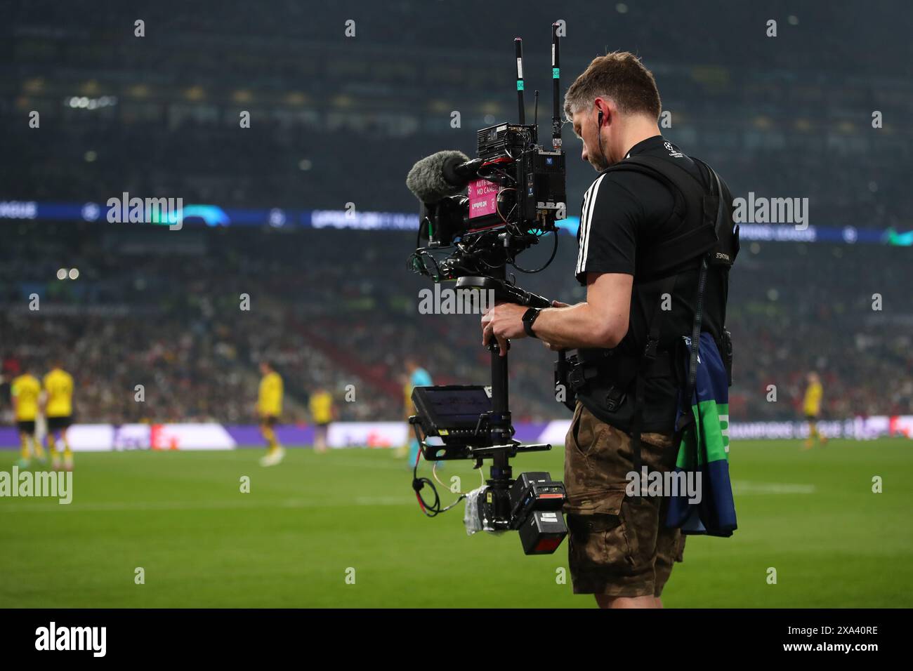 TV Cameraman - Borussia Dortmund v Real Madrid, UEFA Champions League ...