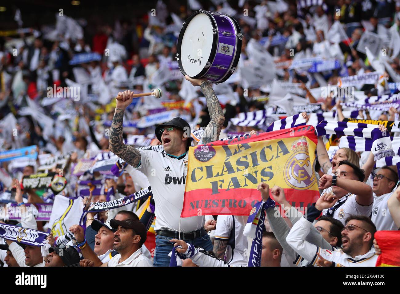 Real Madrid fans - Borussia Dortmund v Real Madrid, UEFA Champions ...