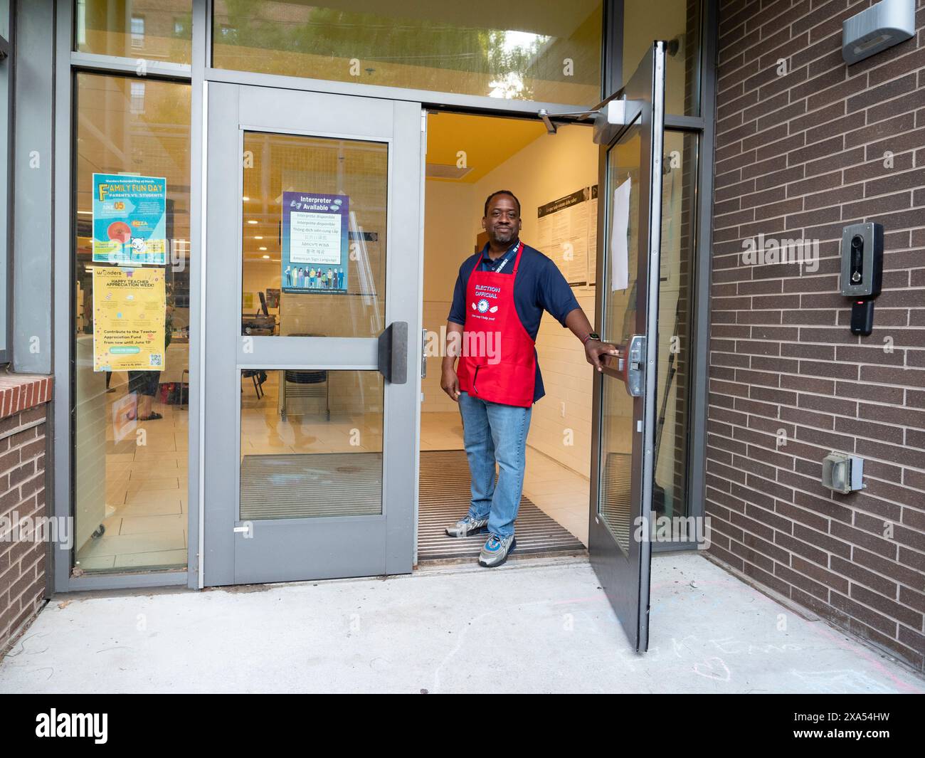 20240604 dcprimaryearly 02 jpg hi-res stock photography and images - Alamy