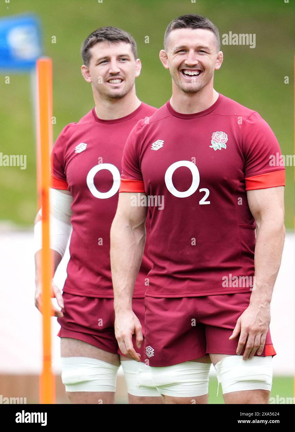 England's Tom Curry (right) and Ben Curry during a training session at ...