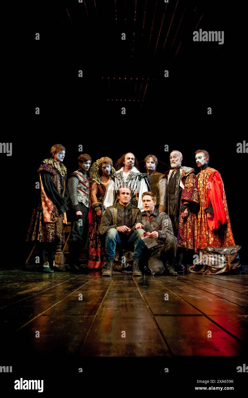 front centre, l-r: Jamie Parker (Guildenstern), Samuel Barnett (Rosencrantz)   rear: Chris Andrew Mellon (The Player) in ROSENCRANTZ AND GUILDENSTERN ARE DEAD by Tom Stoppard at the Theatre Royal Haymarket, London SW1  21/06/2011  a Chichester Festival Theatre production  set design: Simon Higlett  costumes: Fotini Dimou  lighting: Tim Mitchell  director: Trevor Nunn Stock Photo