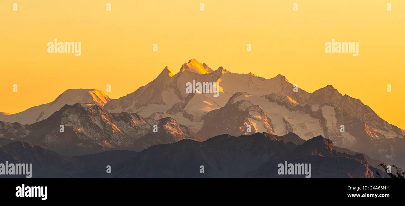 Glaciers of monte rosa hi-res stock photography and images - Alamy