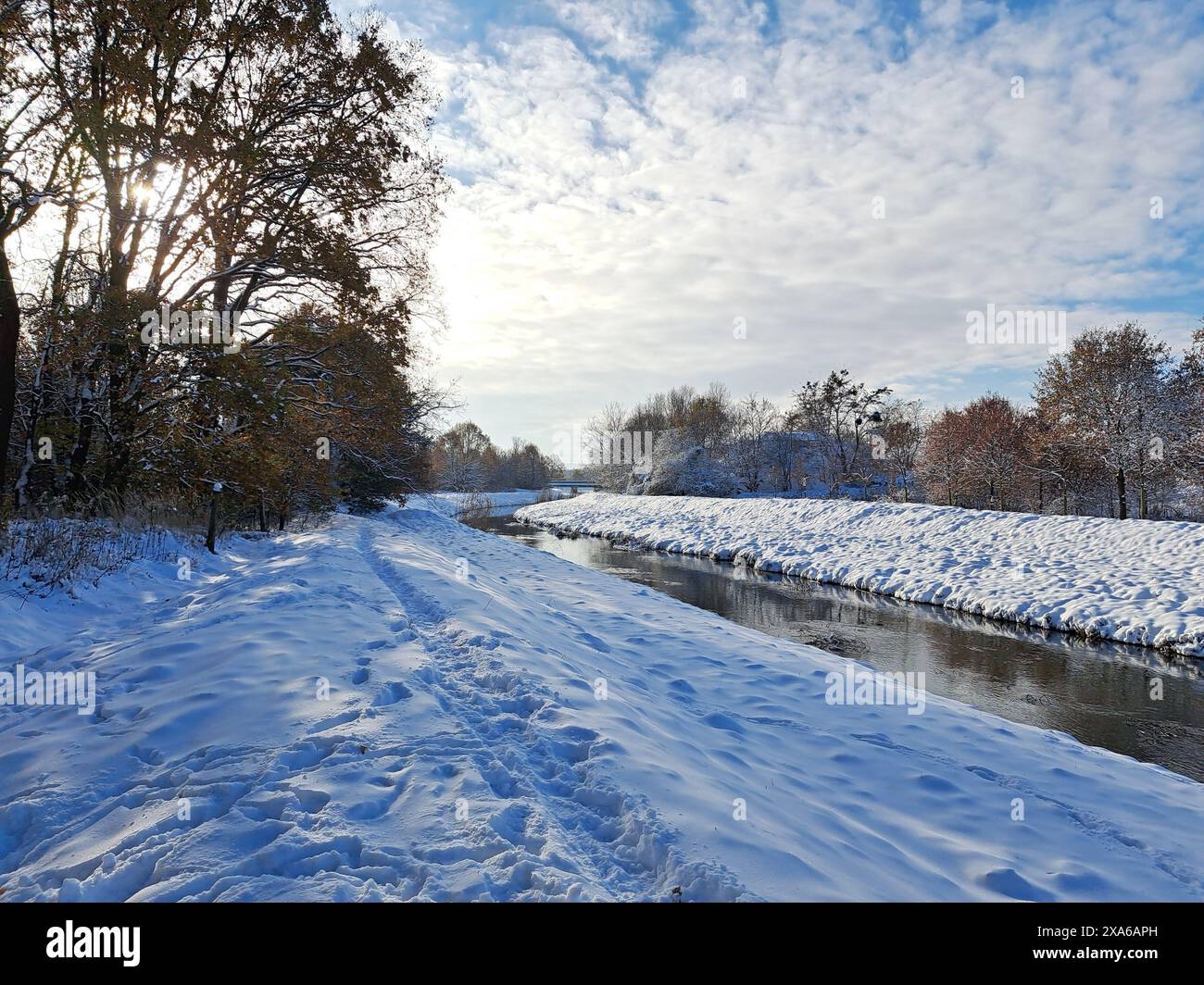 Crisp flowing stream river hi-res stock photography and images - Alamy