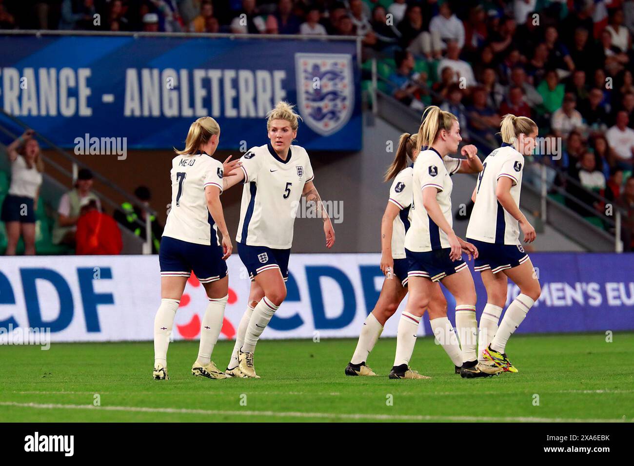 England players celebrate during the UEFA Women's Euro 2025 qualifying