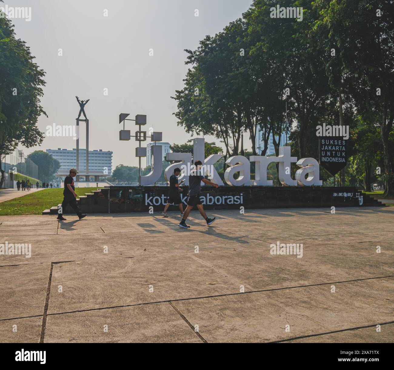 Jakarta, Indonesia - May 8th, 2024. People are doing sport activity since early morning in Lapangan Banteng park. Stock Photo