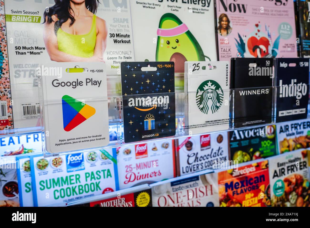 Google play card hi-res stock photography and images - Alamy