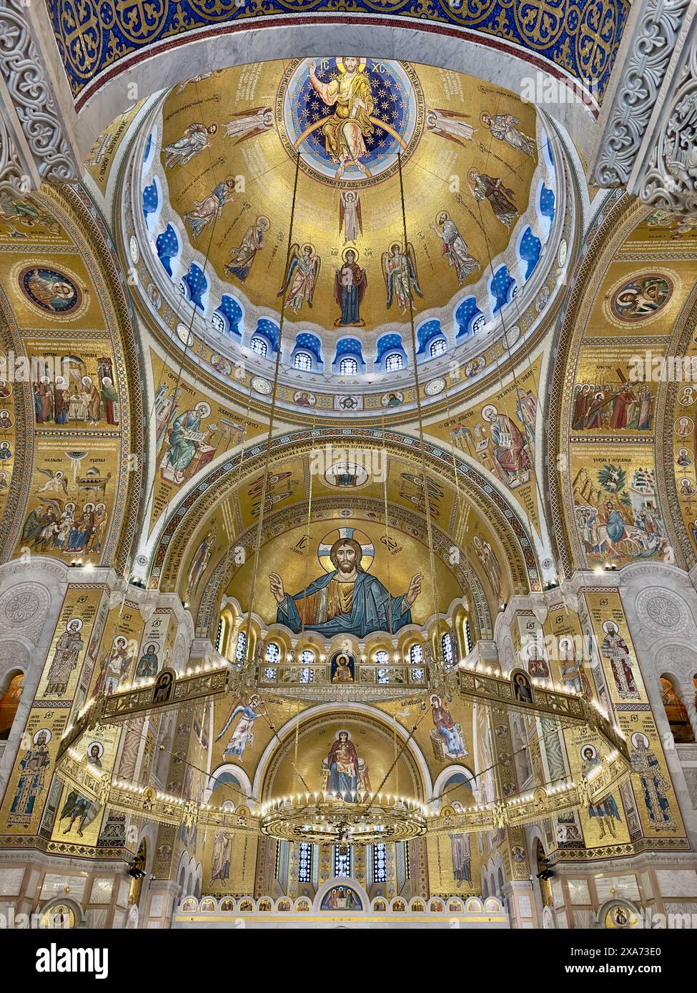 Elaborate stained glass windows hi-res stock photography and images - Alamy