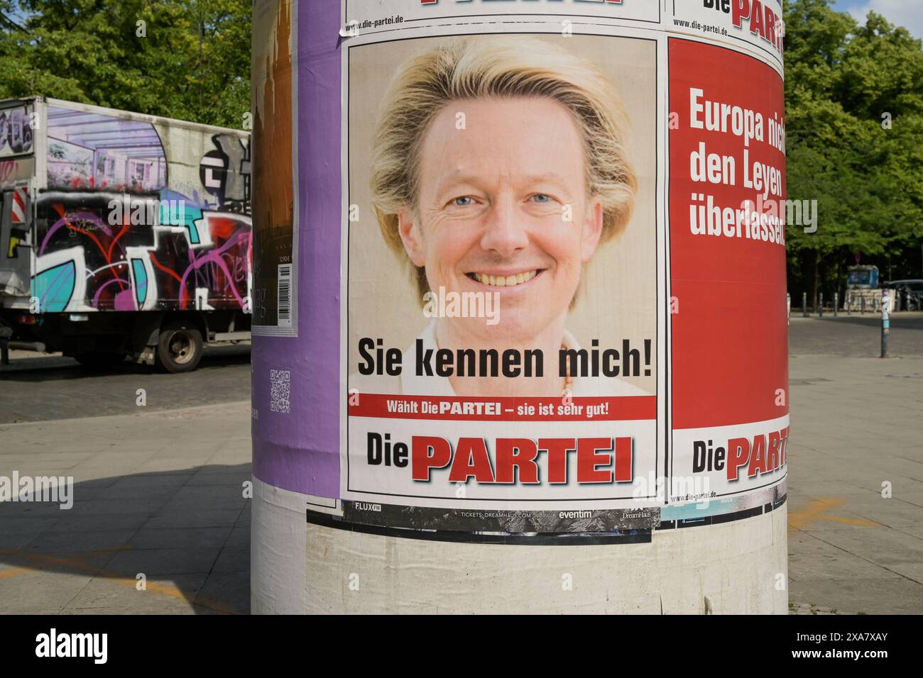 Martin Sonneborn auf einem Plakat, Morphing mit Ursula von der Leyen