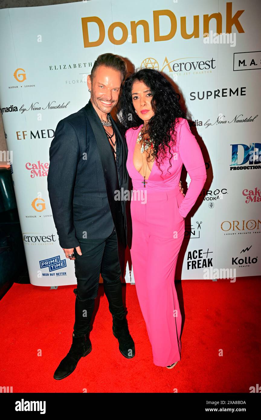 Rus sexwife uy qurilishi video