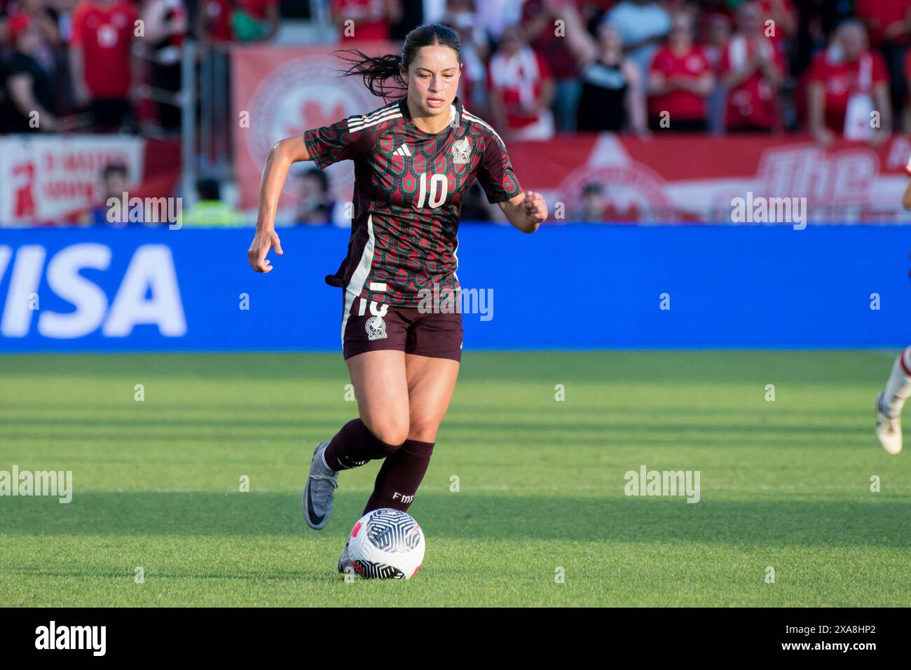 Toronto, Canada. 04th June, 2024. Scarlett Camberos #10 of Mexico in