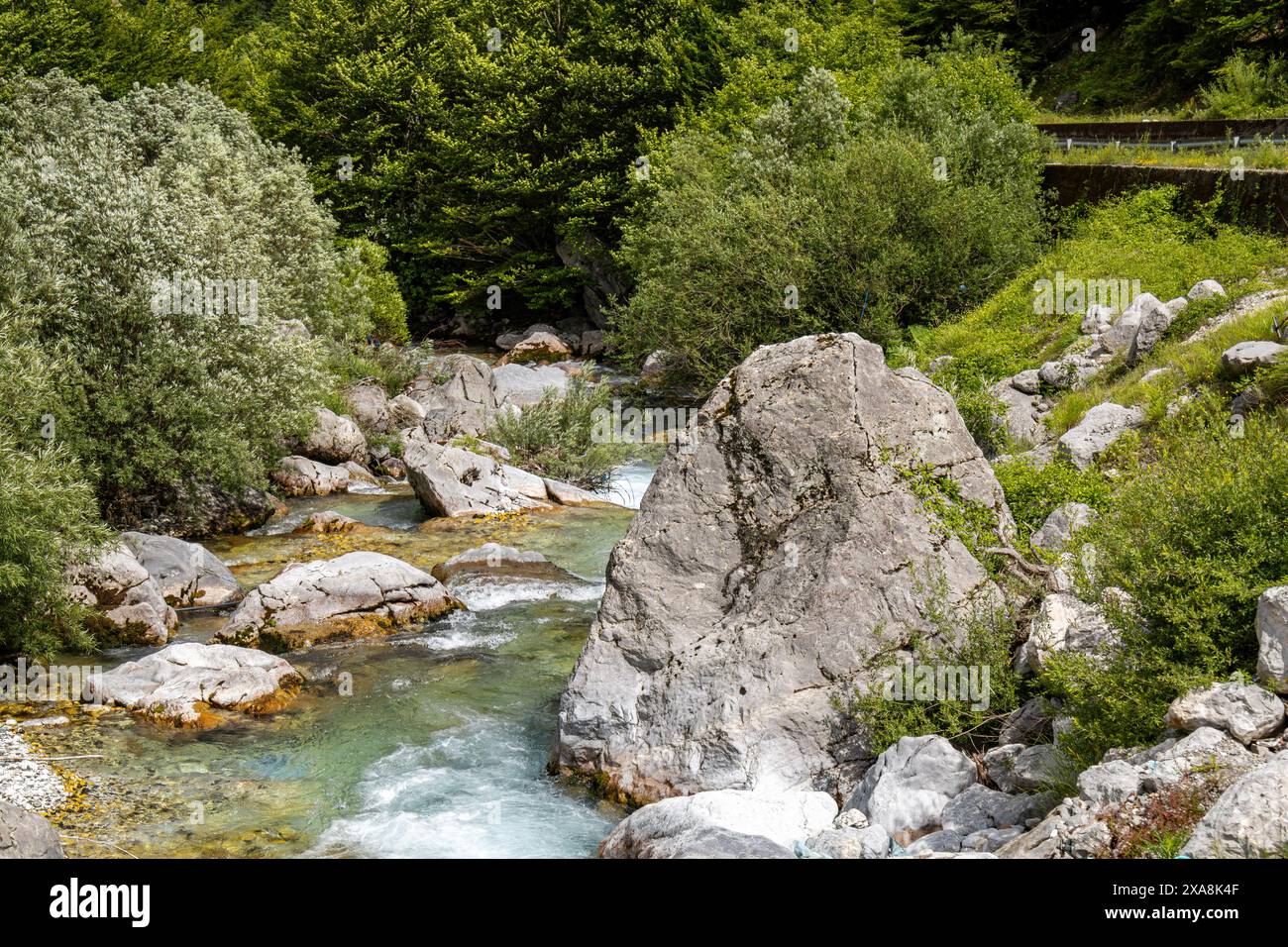River Parted By Rocks Bed rocks on side river hi-res stock photography and images - Alamy