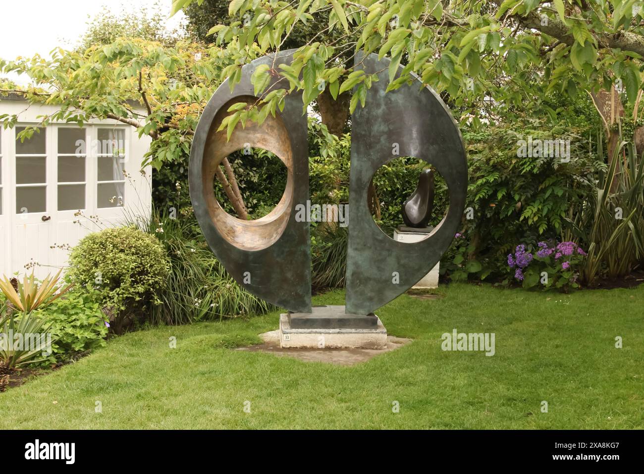 Barbara Hepworth Sculpture Garden 'Two Forms (Divided Circle)' 1969, St ...