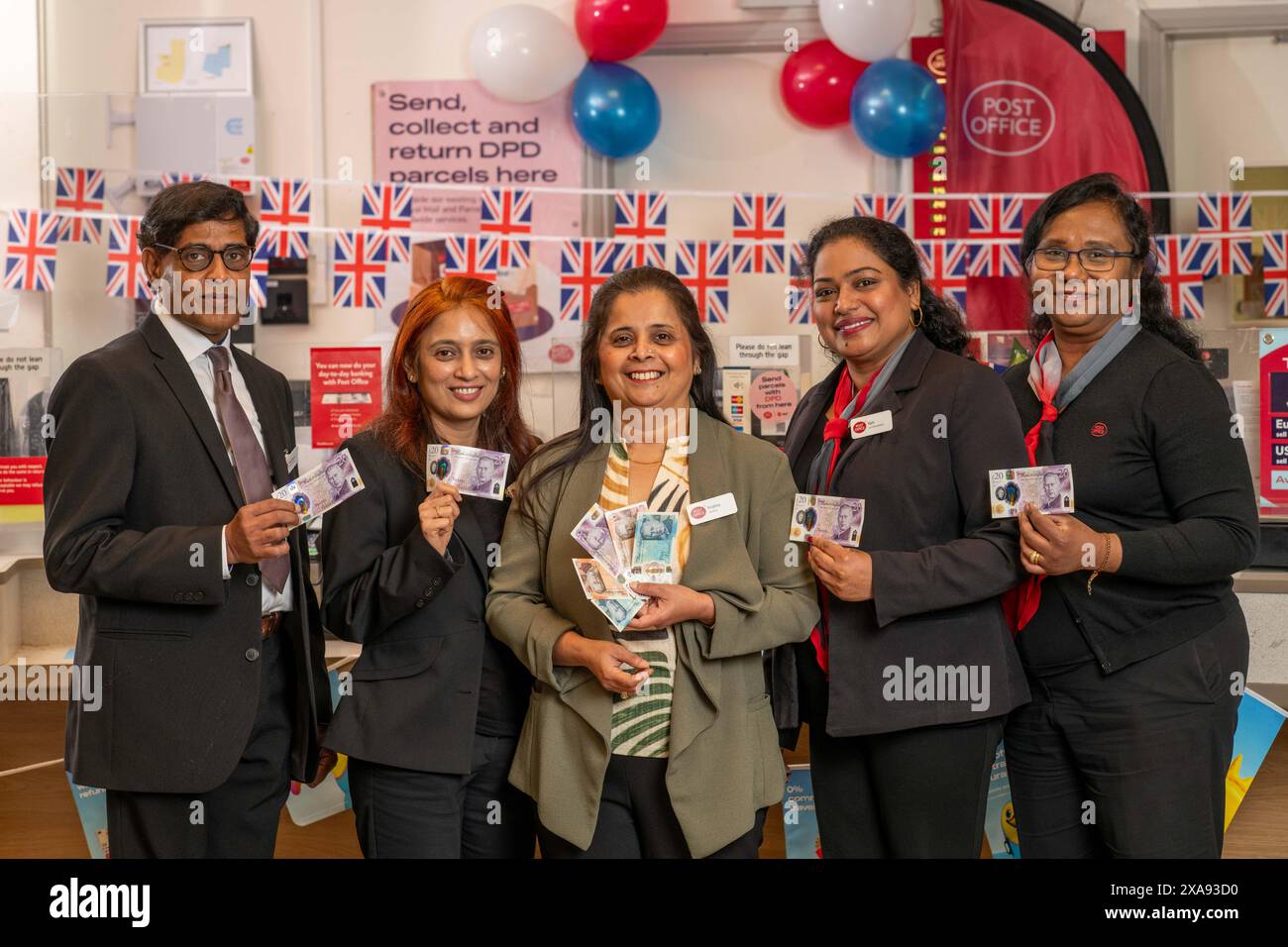 editorial-use-only-krishan-thakeria-post-office-branch-manager-centre