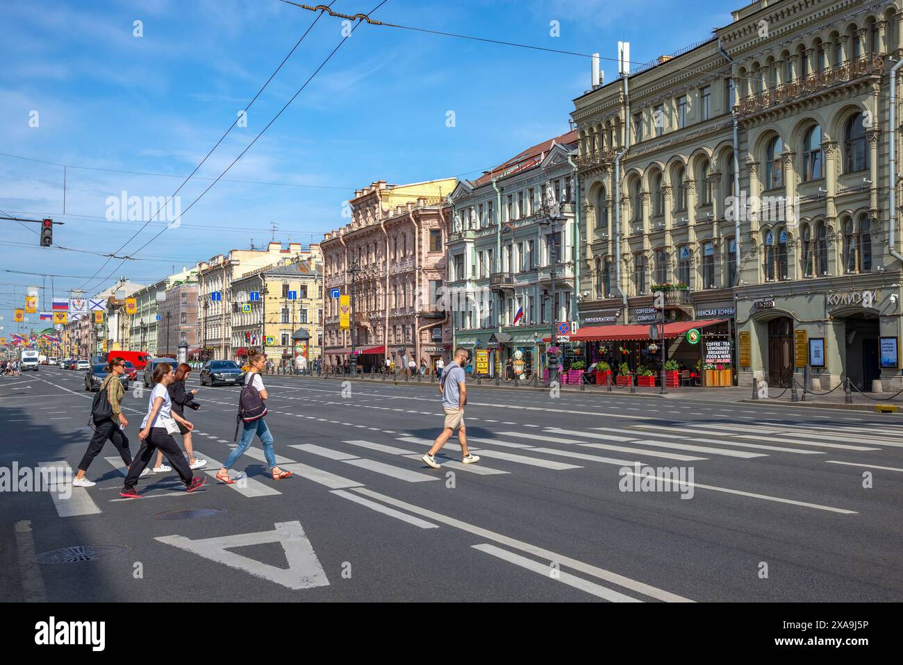 SAINT PETERSBURG, RUSSIA - JUNE 02, 2024: Nevsky Prospekt on a sunny ...