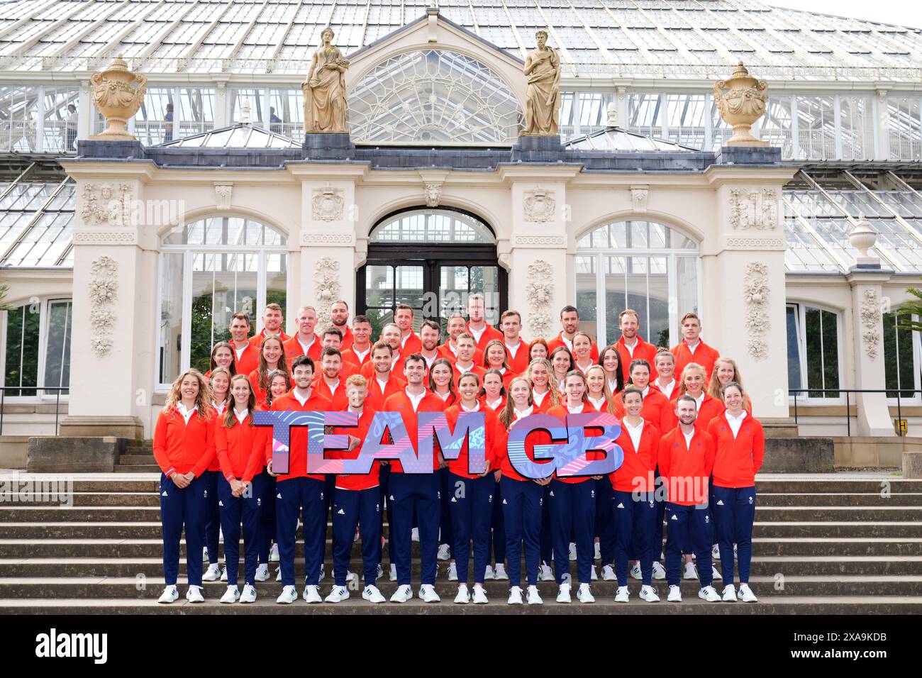 Team Gb Rowers Team gb paris 2024 rowing hi-res stock photography and images - Alamy