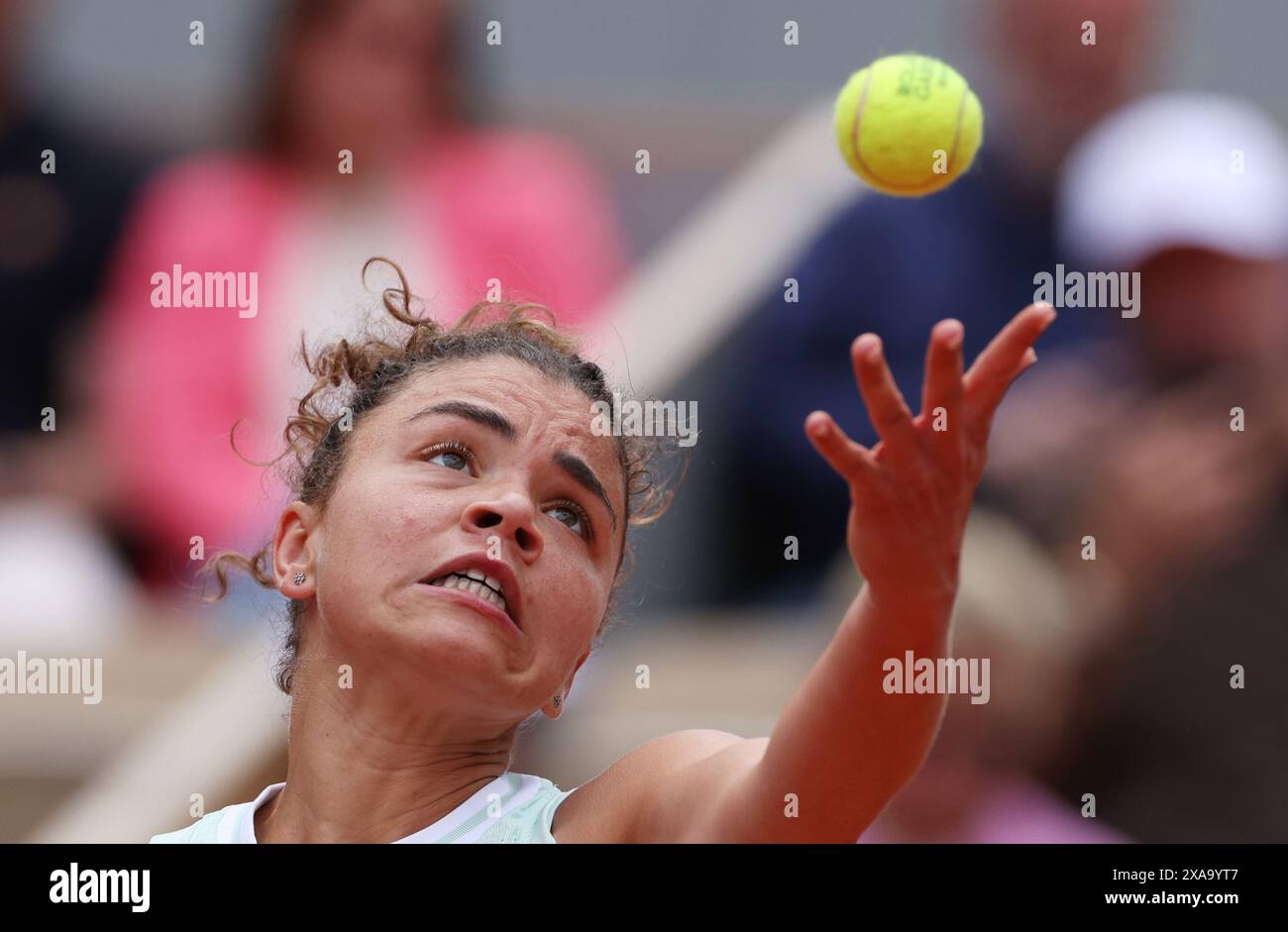paris-france-5th-june-2024-jasmine-paolini-serves-during-the-women