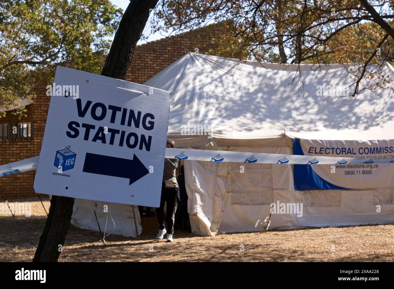 south-africa-voting-station-hi-res-stock-photography-and-images-alamy