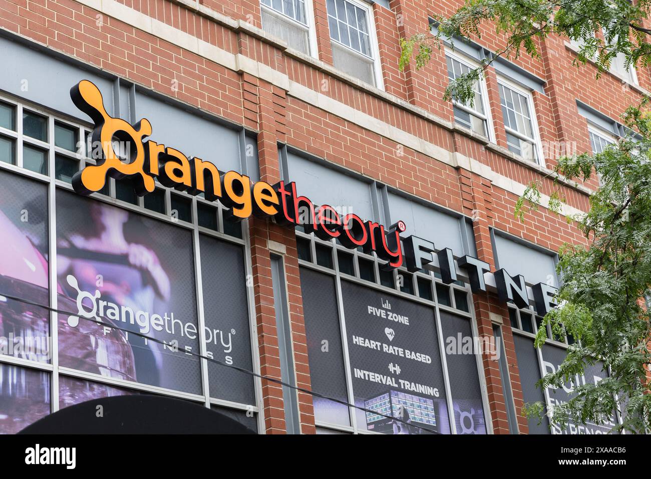 Orange theory fitness workout logo hi res stock photography and images Alamy