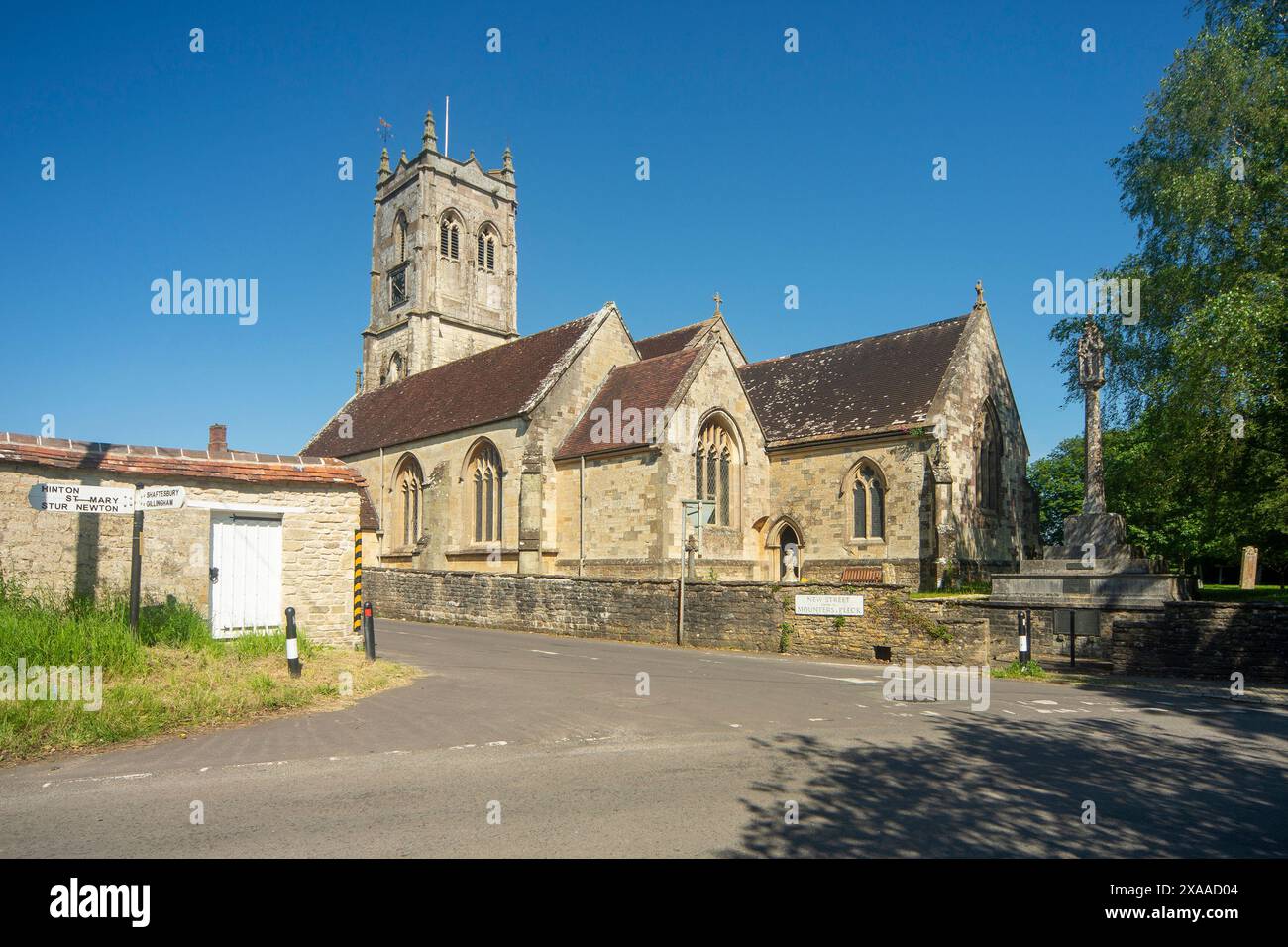 Marnhull church hi-res stock photography and images - Alamy