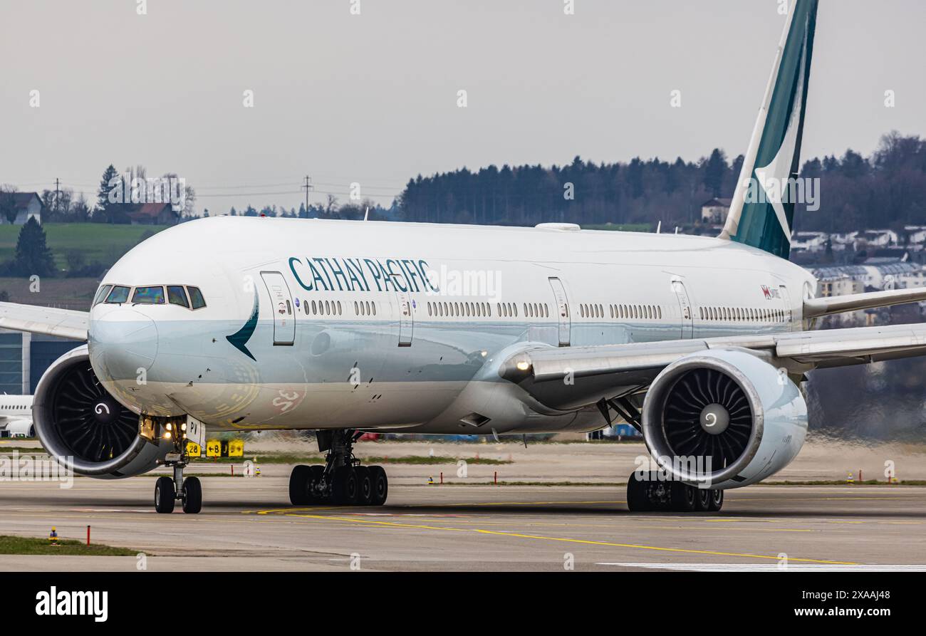 Cathay pacific boeing 777 367 er registration hi-res stock