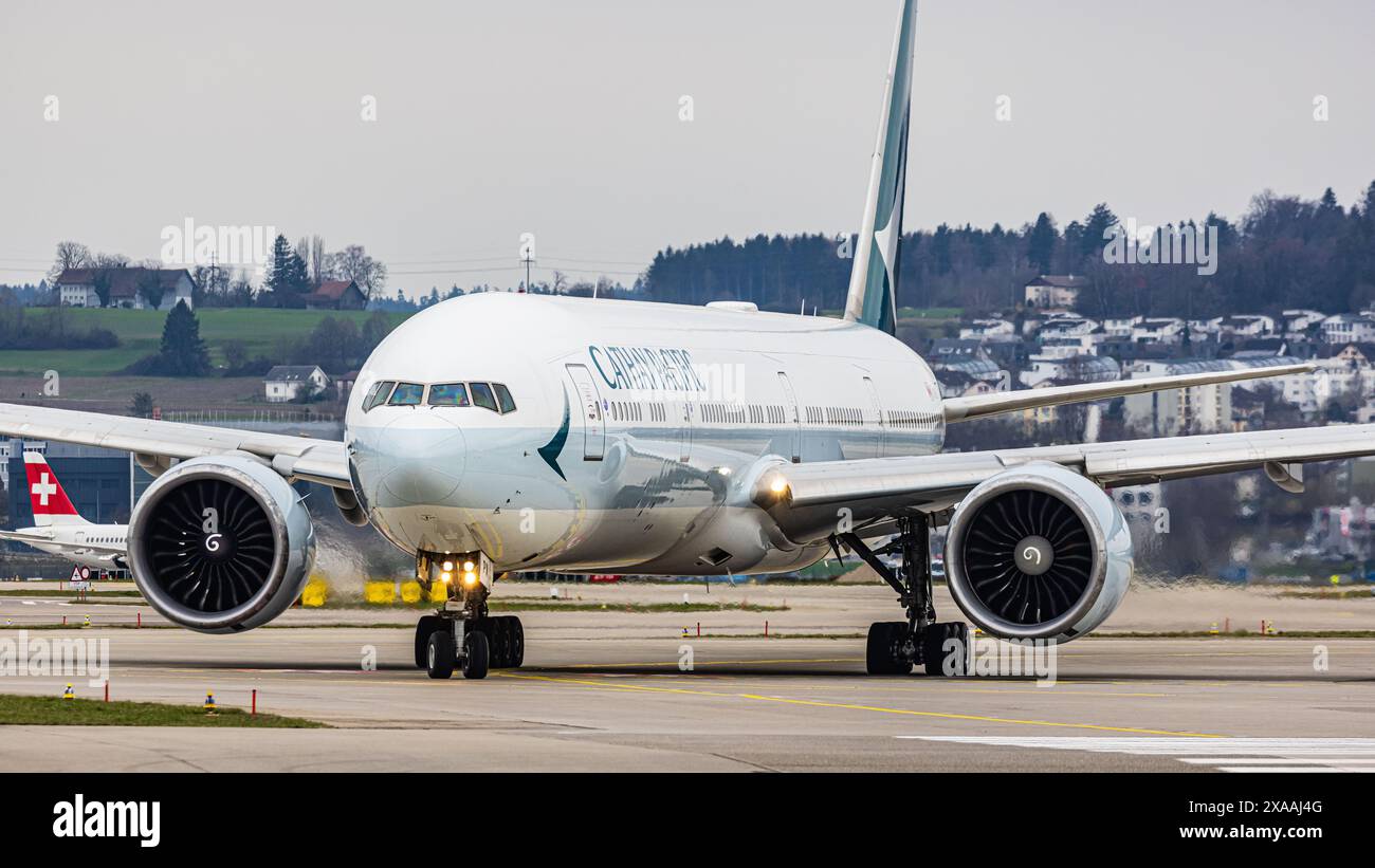 Cathay pacific boeing 777 367 er registration hi-res stock Cathay pacific boeing 777 367 er registration hi-res stock