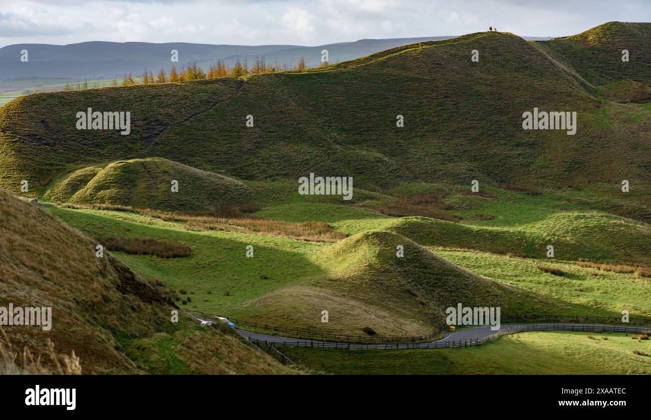 Sky scenic hills hi-res stock photography and images - Alamy
