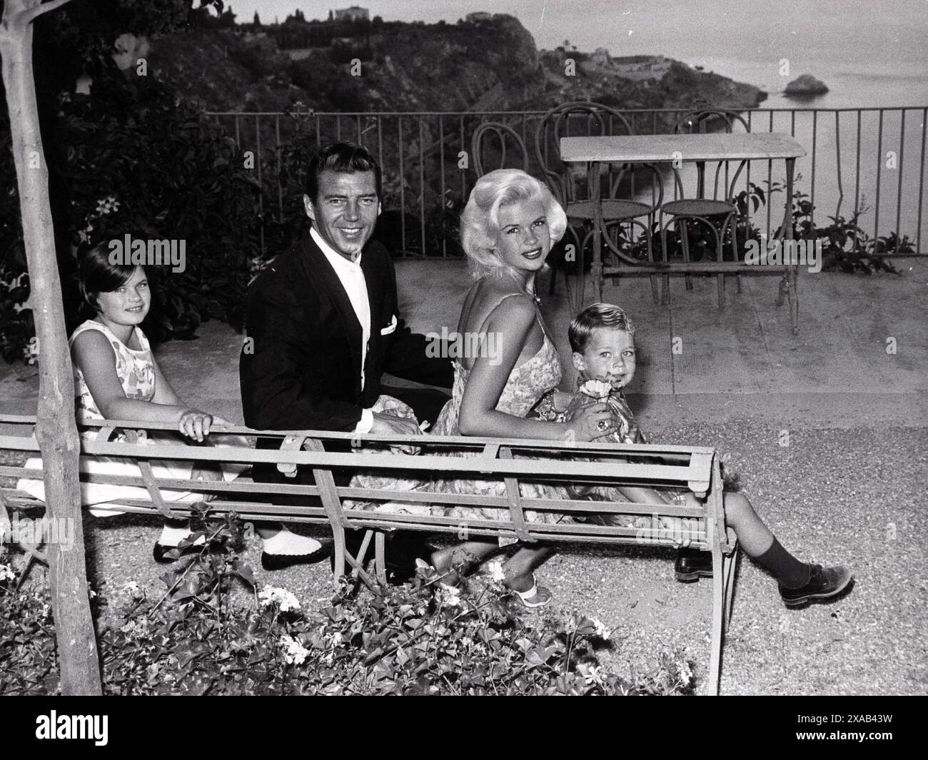 Sep 16, 1962 - Italy - JAYNE MANSFIELD with husband MICKEY HARGITAY ...