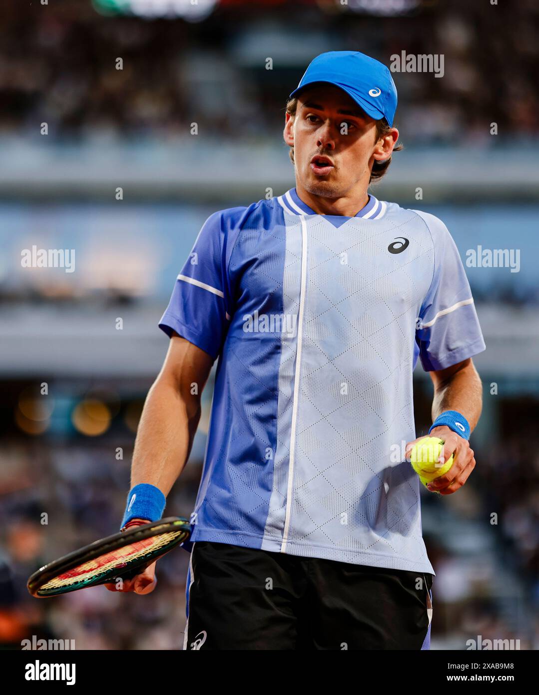 Alex de Minaur rips the Roland Garros board for the controversial schedule