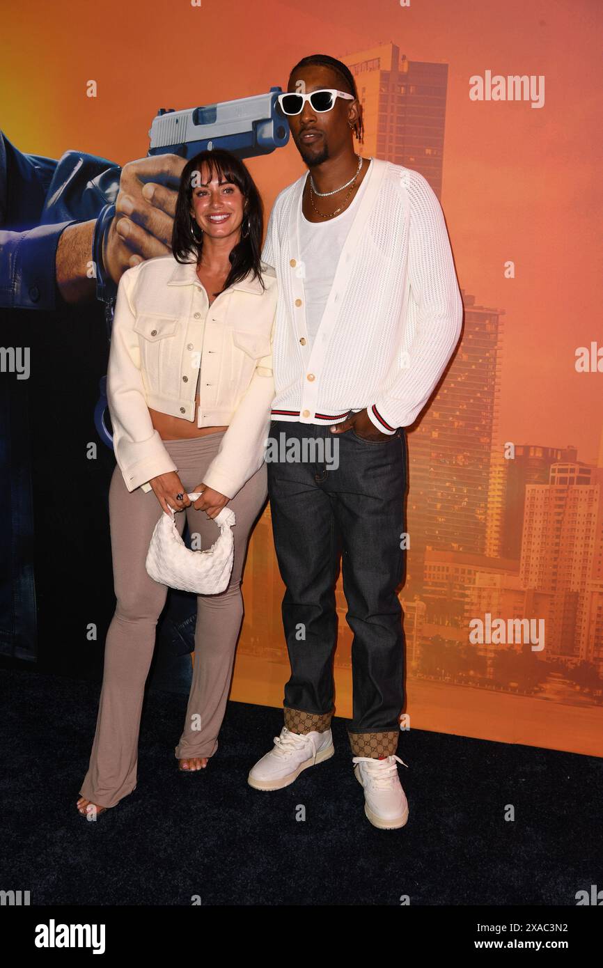 Yesjulz hi-res stock photography and images - Alamy