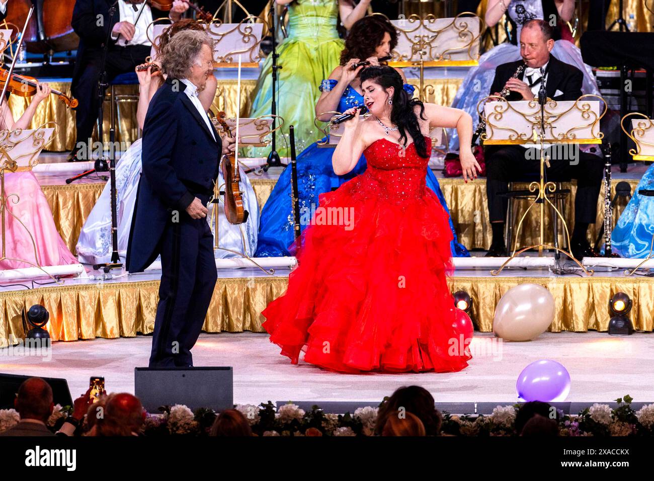 Andre Rieu Mainau Andre Rieu und das Johann Strauss Orchester live bei einem Konzert ...